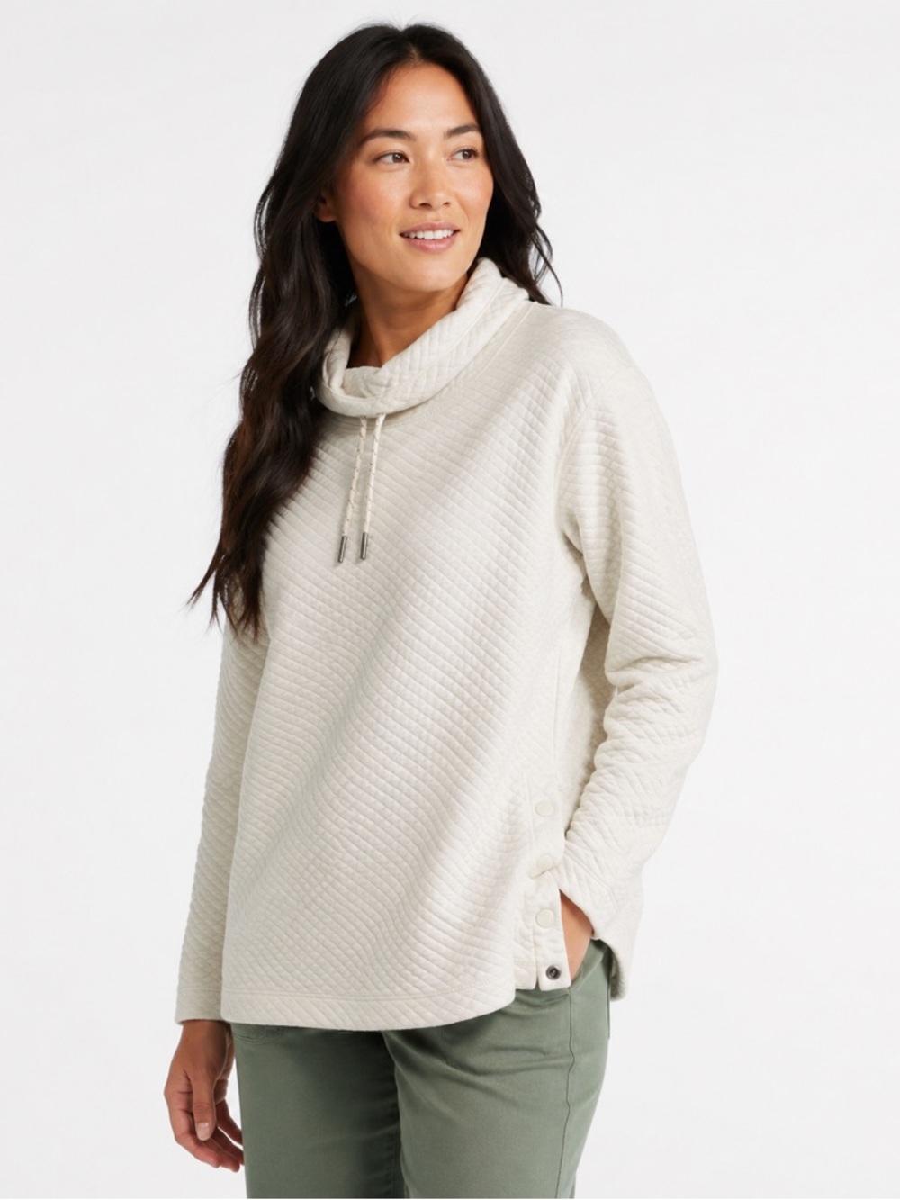 L.L.Bean Women’s Quilted Cowl Neck Pullover Sweatshirt Ivory Cream Medium
